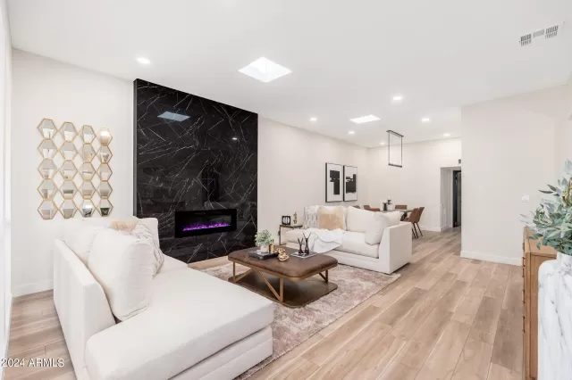 MLS: 6742660 Condo For Sale