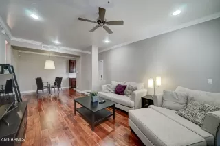 Photo #2: 6742870 Listing 