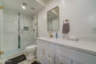 Photo #4: 6742870 Listing 