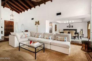 Photo #5: 6743019 Listing 