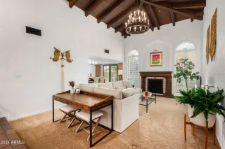 Photo #6: 6743019 Listing 