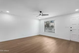 Photo #3: 6743751 Listing