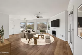 Photo #2: 6743759 Listing