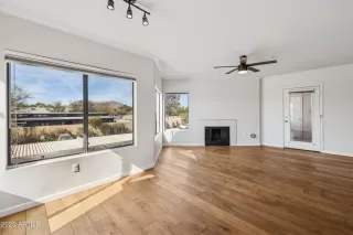 Photo #3: 6743759 Listing