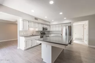 Photo #1: 6743774 Listing 