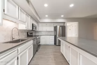 Photo #2: 6743774 Listing 