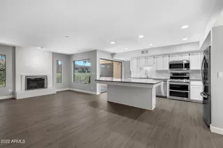 Photo #4: 6743774 Listing 