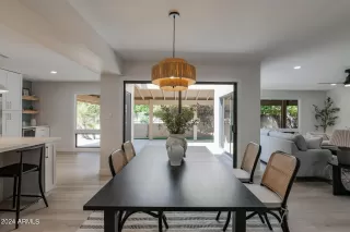 Photo #5: 6743963 Listing 