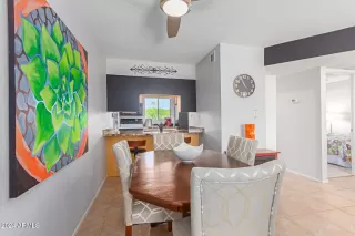 Photo #2: 6744066 Listing