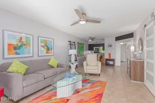 Photo #3: 6744066 Listing