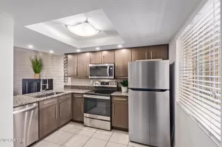 Photo #1: 6744185 Listing 