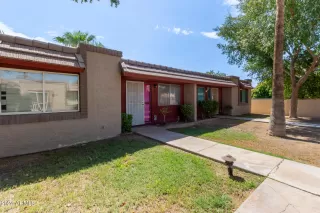 Photo #3: 6744187 Listing