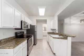 Photo #4: 6744238 Listing 