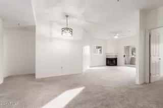 Photo #6: 6744238 Listing 