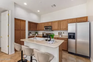 Photo #6: 6744465 Listing