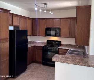 Photo #1: 6744533 Listing 