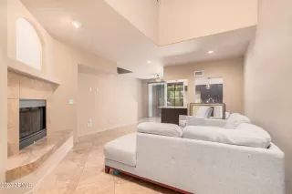 Photo #5: 6744559 Listing 