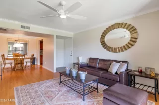 Photo #5: 6744686 Listing 