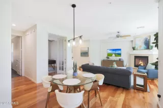 Photo #2: 6744706 Listing