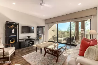 Photo #4: 6744709 Listing 