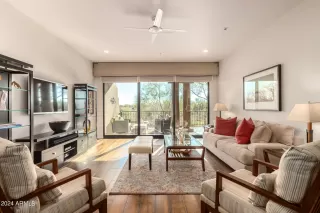 Photo #5: 6744709 Listing 