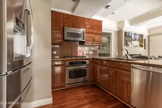 Photo #2: 6744778 Listing