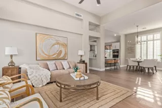 Photo #2: 6744856 Listing