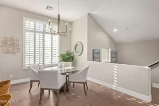 Photo #4: 6744856 Listing