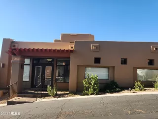 Photo #4: 6744882 Listing