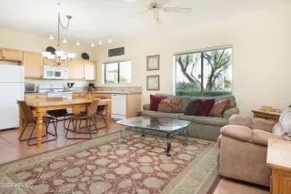Photo #3: 6745255 Listing 