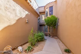 Photo #4: 6745282 Listing