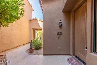 Photo #5: 6745282 Listing