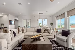 Photo #3: 6745430 Listing 