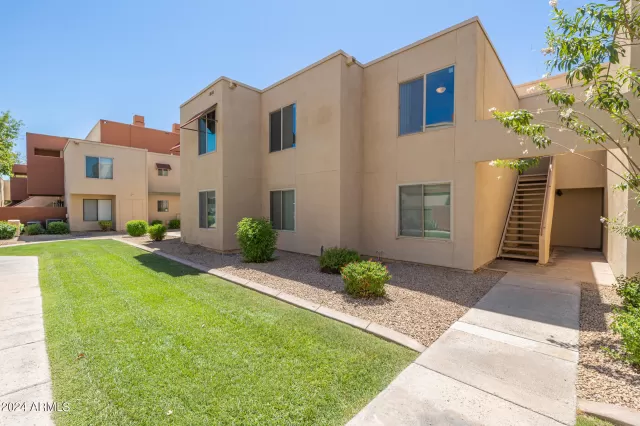 MLS: 6745588 Condo For Sale