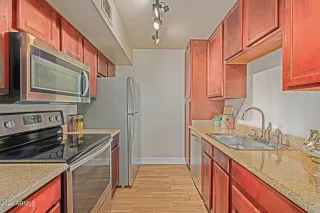 Photo #4: 6745588 Listing