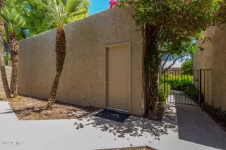 Photo #3: 6745593 Listing
