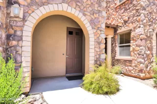 Photo #5: 6745602 Listing