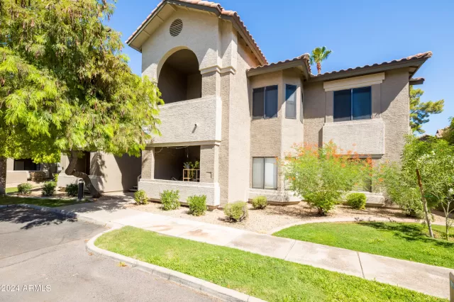 MLS: 6745896 Condo For Sale