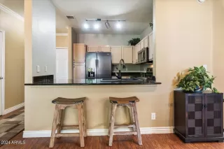 Photo #2: 6746323 Listing