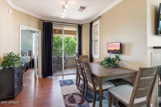 Photo #6: 6746323 Listing