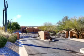 Photo #3: 6746483 Listing