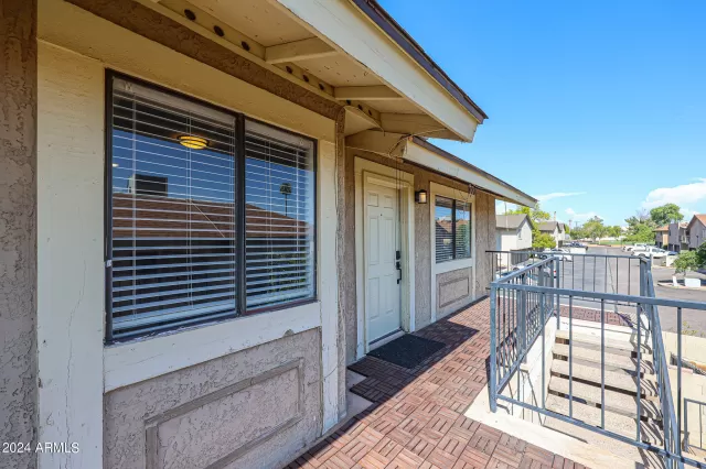 MLS: 6746584 Condo For Sale