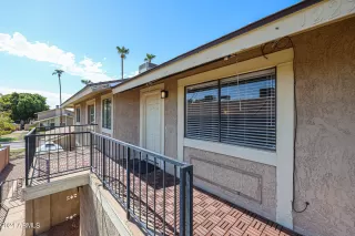 Photo #5: 6746584 Listing