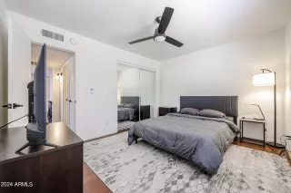 Photo #6: 6746584 Listing