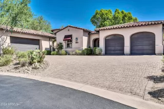 Photo #3: 6746787 Listing