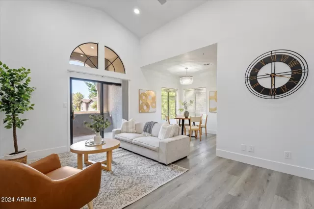 MLS: 6746802 Condo For Sale