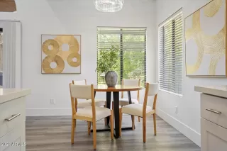 Photo #4: 6746802 Listing