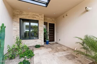 Photo #3: 6746956 Listing