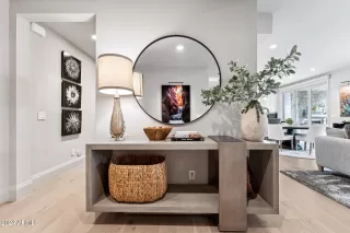 Photo #6: 6746956 Listing