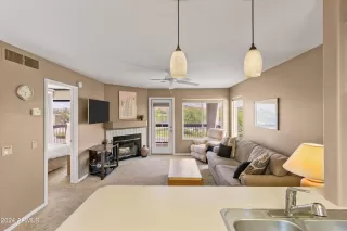 Photo #3: 6746998 Listing 